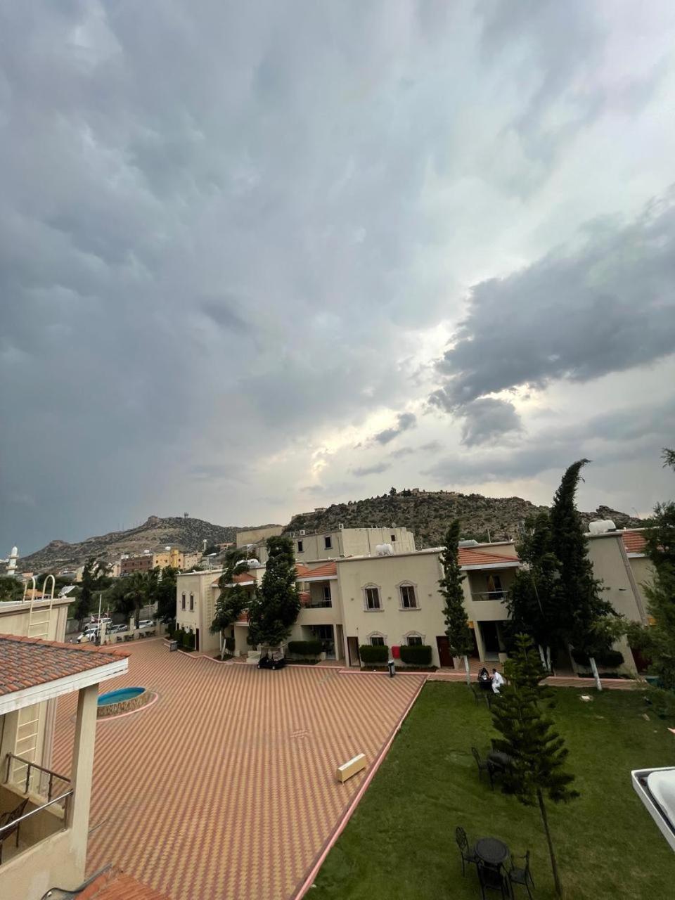 Al Muhaidb Residence For Chalets And Holidays Homes Al Hada Luaran gambar